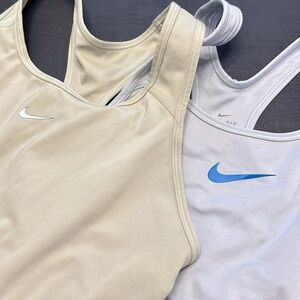 Nike sports bra bundle